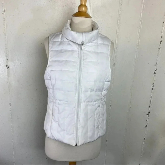 Kenneth‎ Cole Reaction M White puffer vest - Picture 4 of 9
